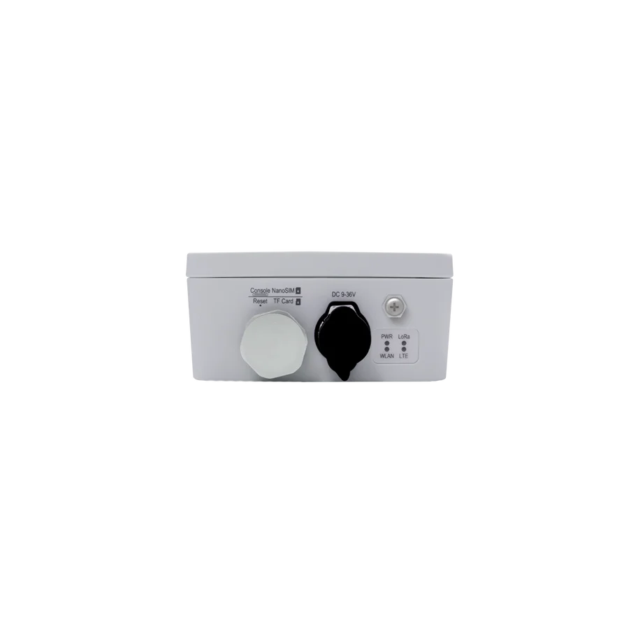 Connecteurs d’alimentation et auxiliaire du RAK7267 WisGate Soho Pro